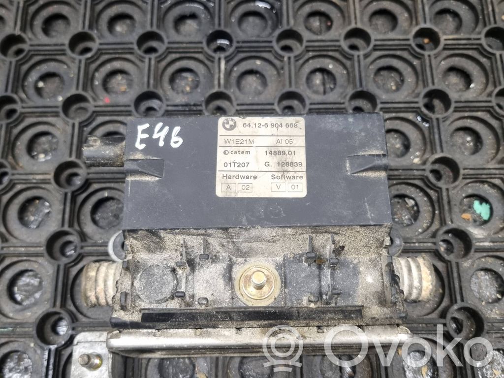 BMW 3 E46 Dzesēšanas šķidruma sildītājs 