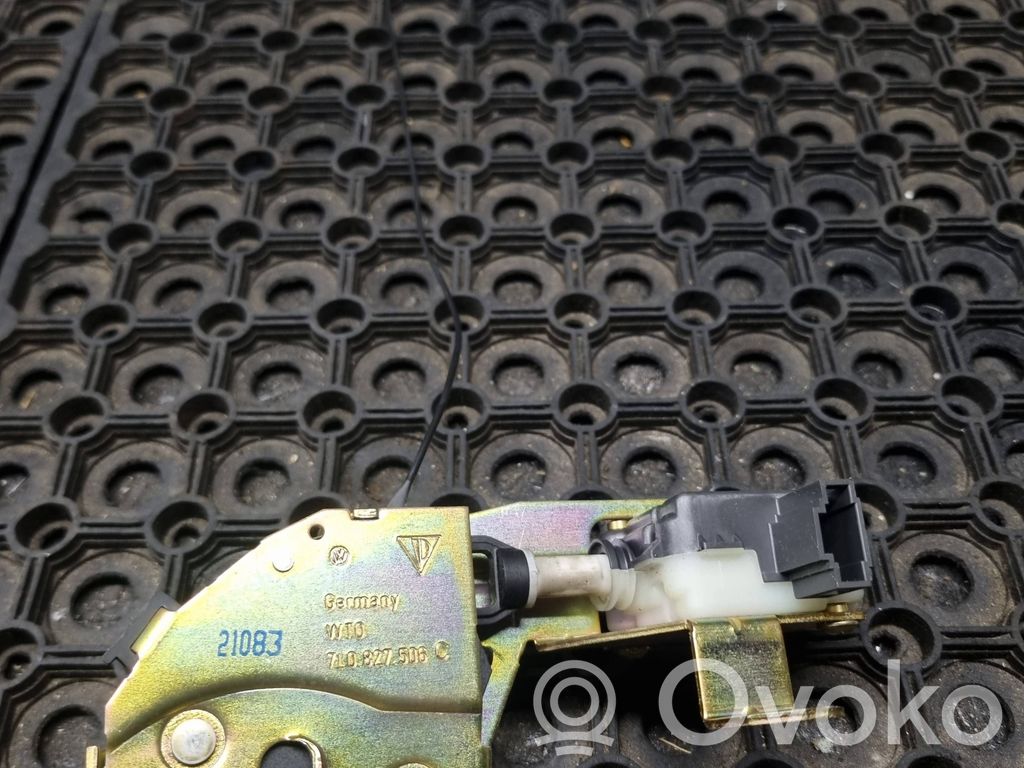 Volkswagen Touareg I Tailgate/trunk/boot lock/catch/latch 
