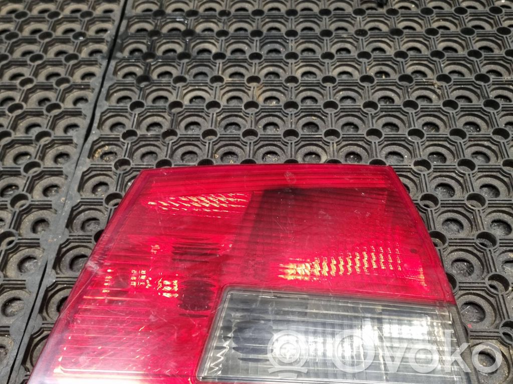 Opel Vectra C Lampy tylnej klapy bagażnika 