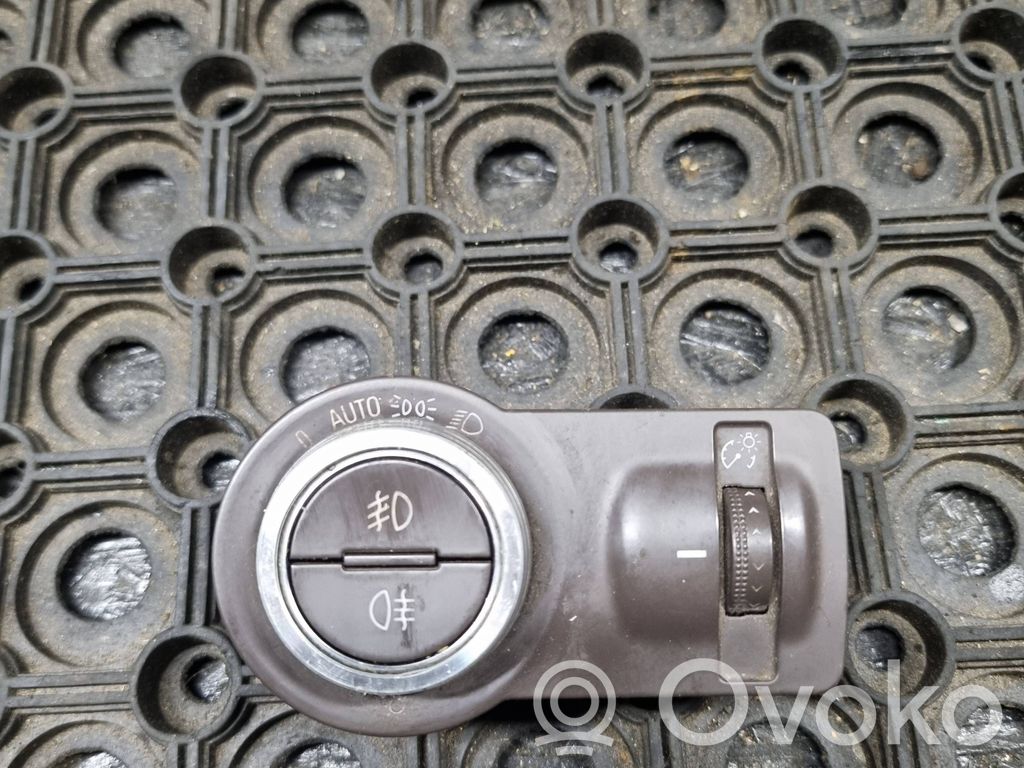 Opel Insignia A Light switch 
