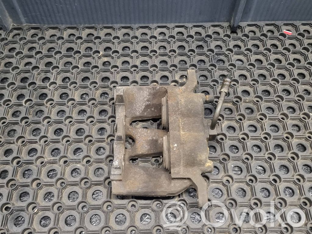 Chrysler Town & Country V Front brake caliper 
