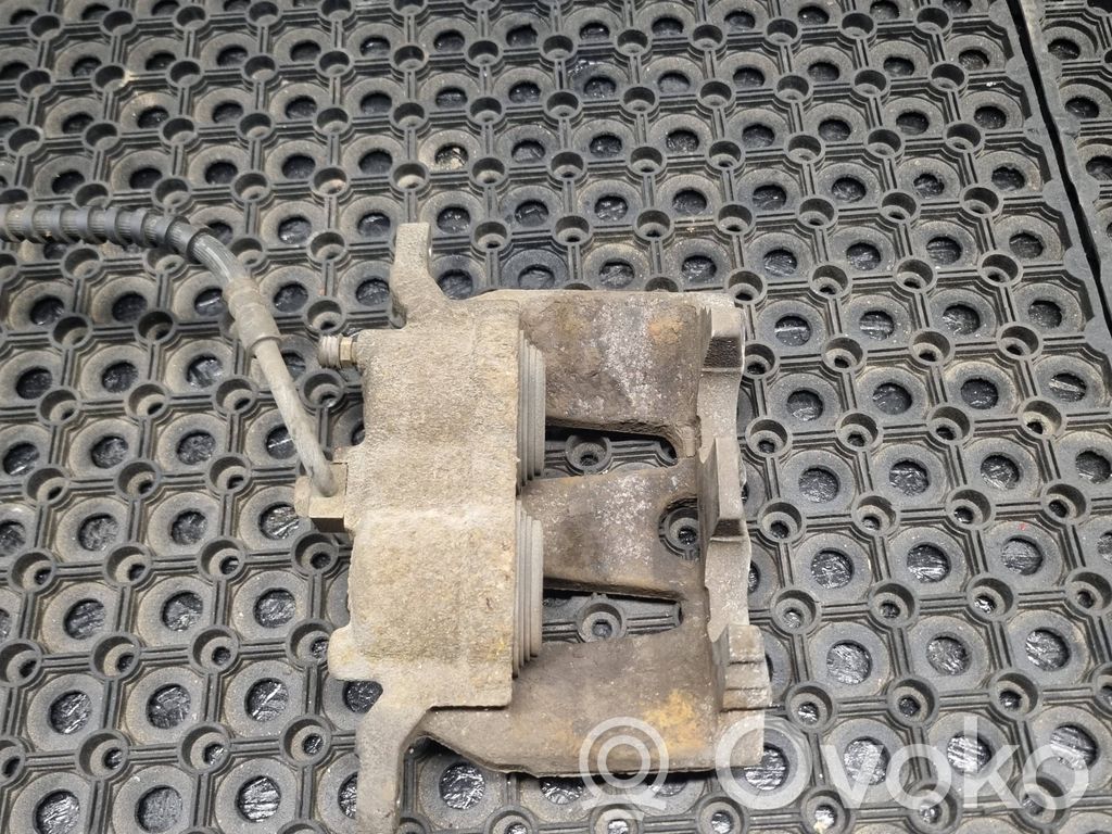 Chrysler Town & Country V Front brake caliper 