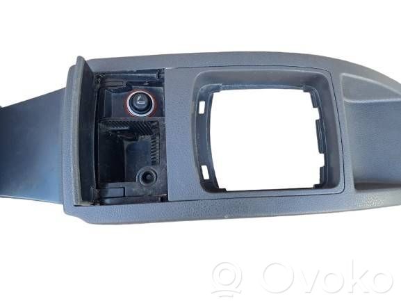 Volkswagen Polo IV 9N3 Tunel środkowy 