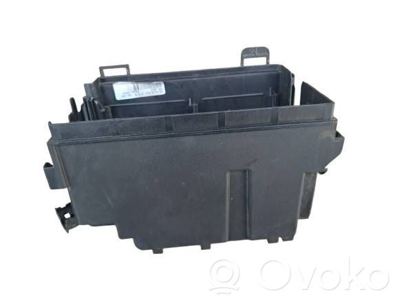 Opel Corsa D Juego de caja de fusibles 