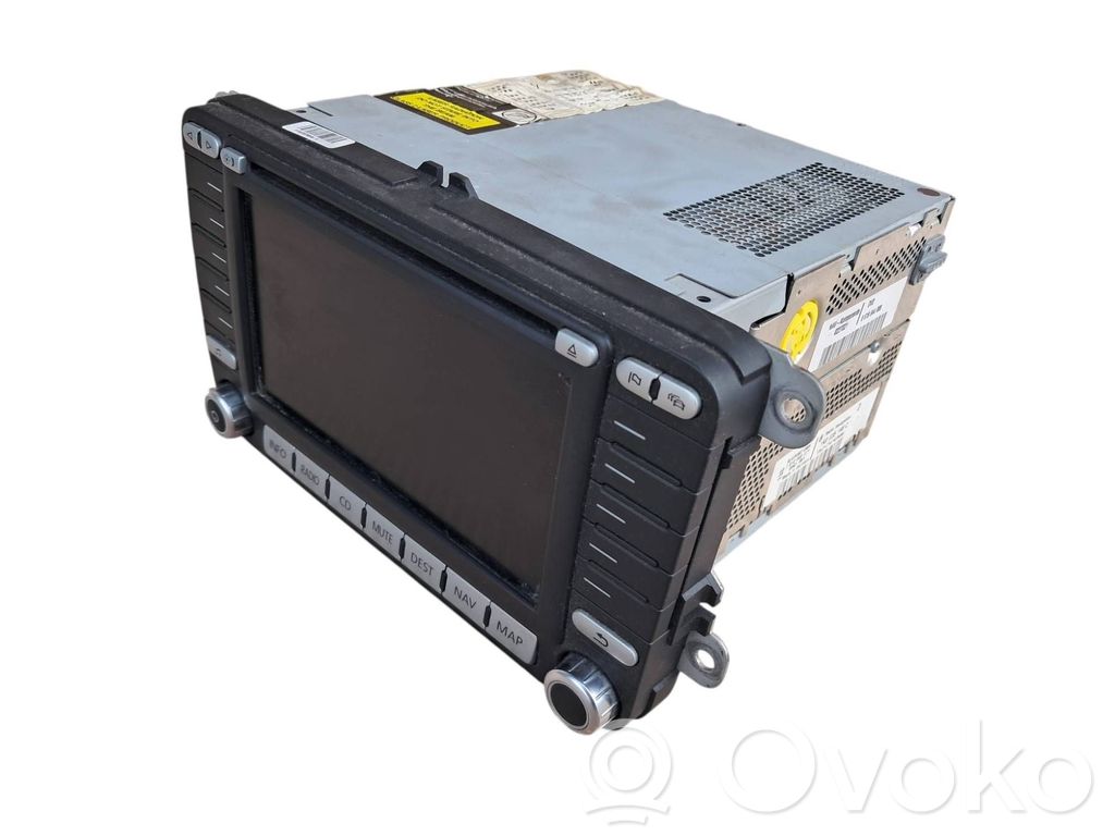Volkswagen PASSAT B6 Panel / Radioodtwarzacz CD/DVD/GPS 