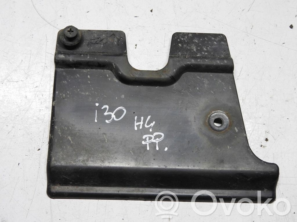 Hyundai i30 Front mudguard 