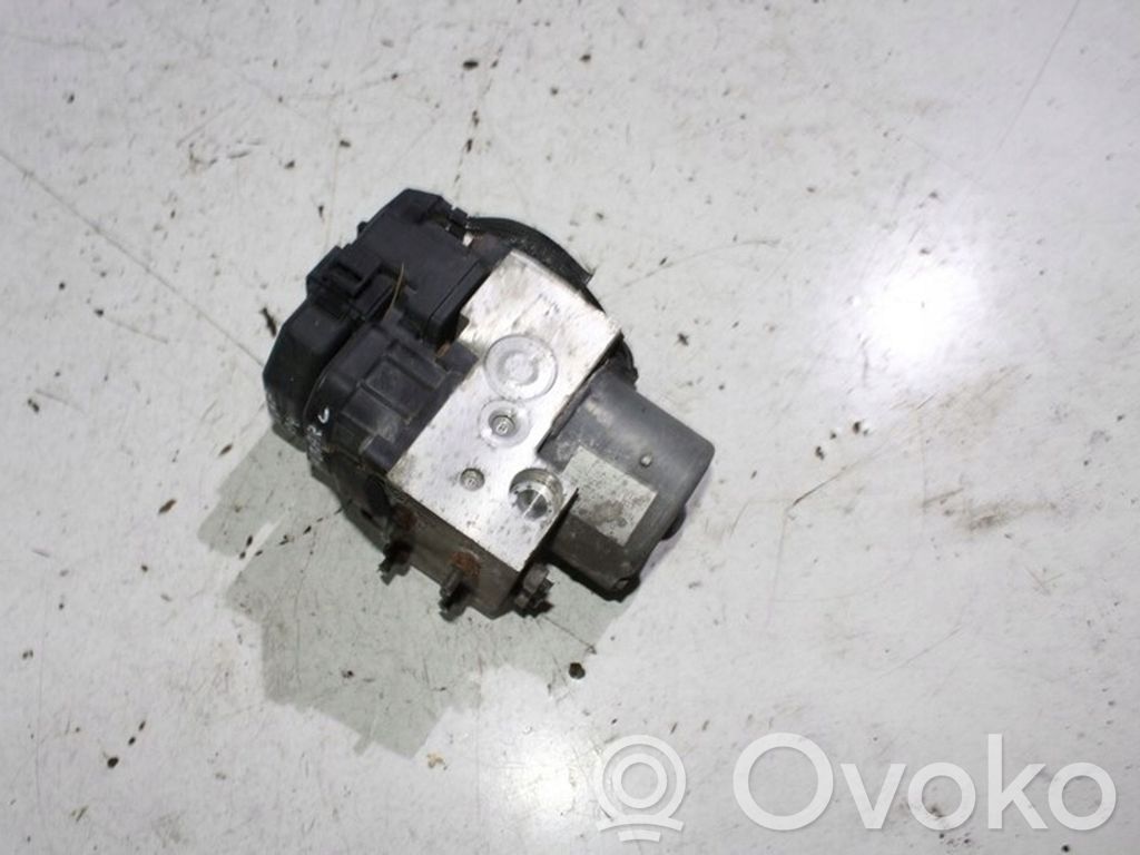 Subaru Impreza II ABS bloks 