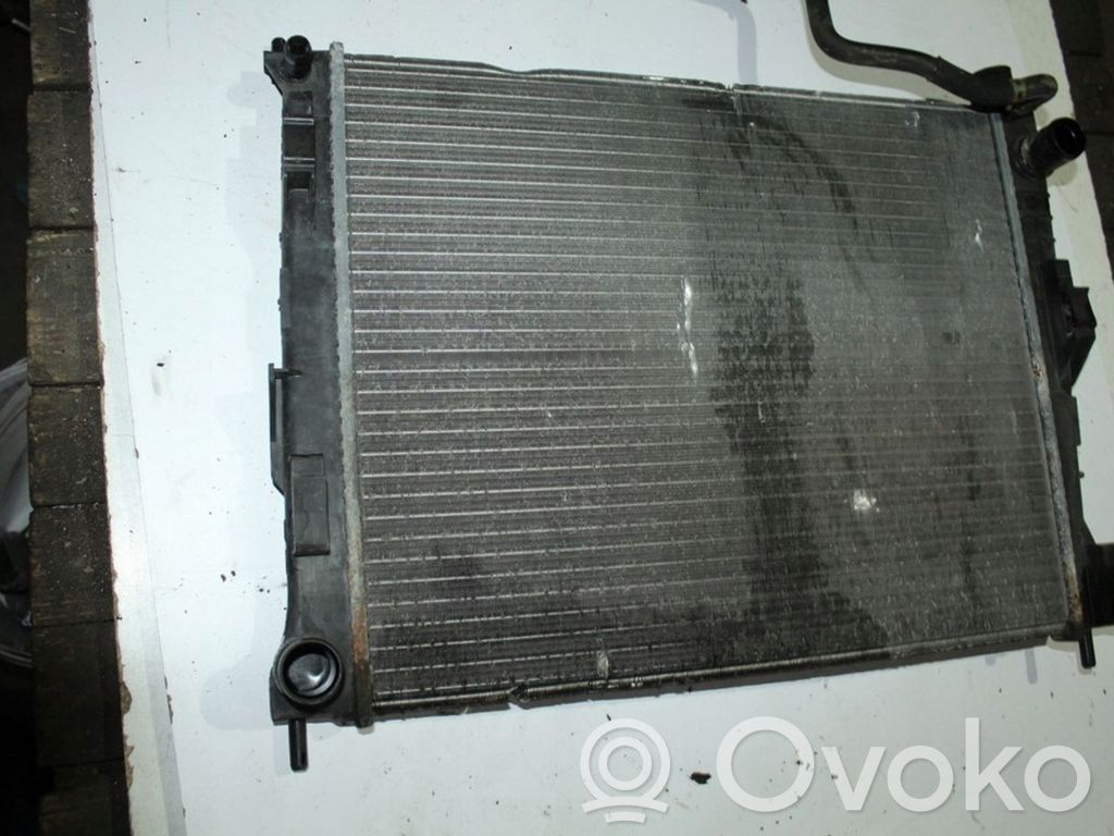 Renault Laguna II Dzesēšanas šķidruma radiators 