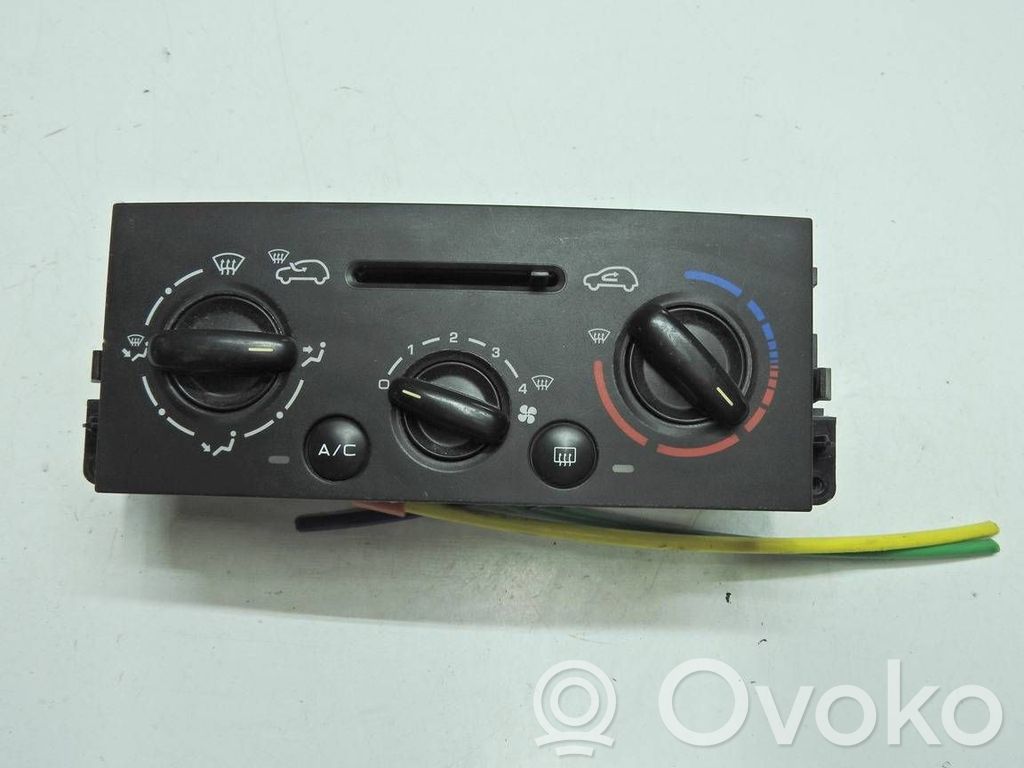 Peugeot 207 Climate control unit 