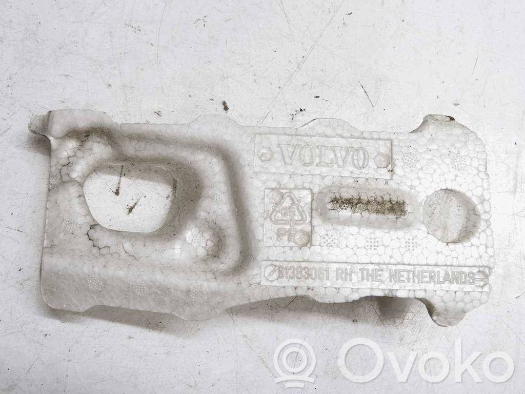 Volvo V40 Bufera putuplasta daļa 
