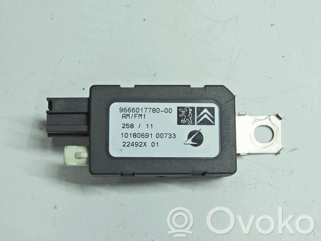 Citroen DS4 Antenos stiprintuvas 