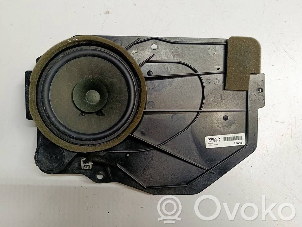 Volvo C30 Rear door speaker 