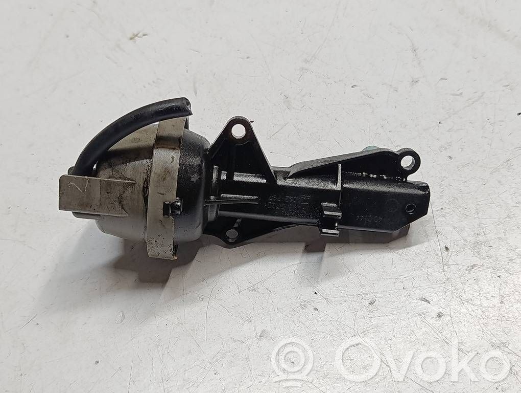 Volvo C30 Vacuum valve 