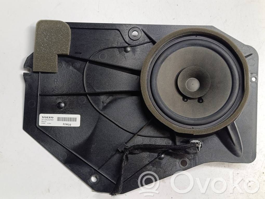 Volvo C30 Rear door speaker 