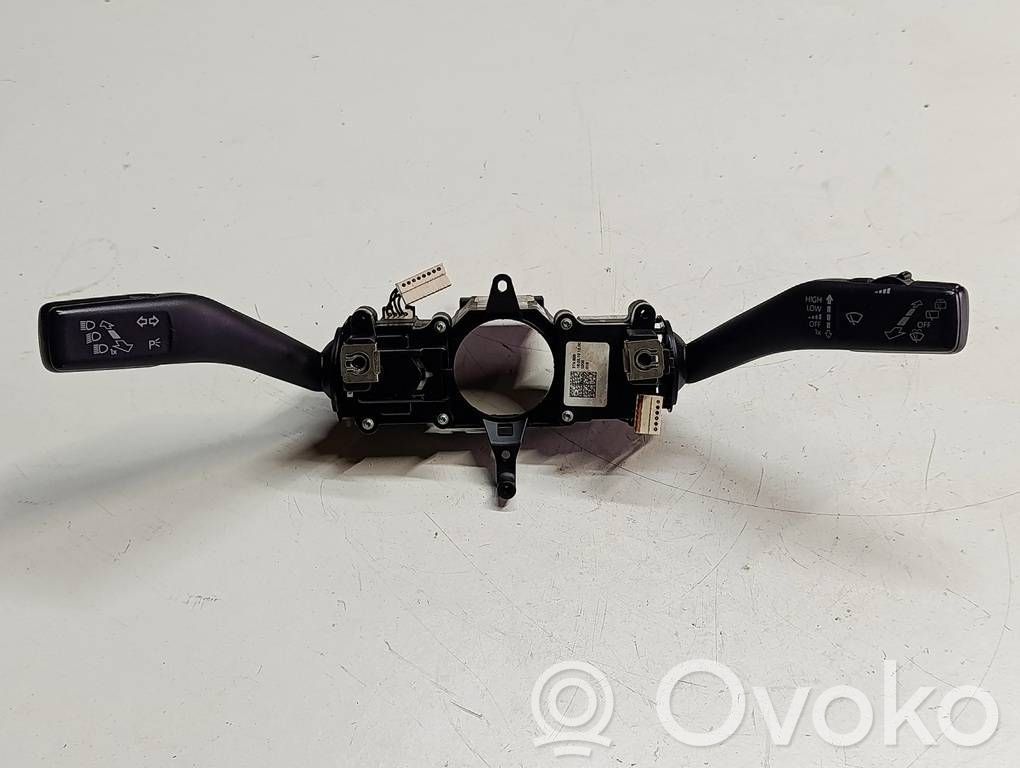 Volkswagen Scirocco Wiper turn signal indicator stalk/switch 