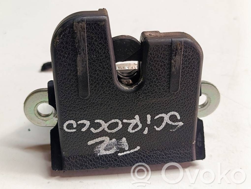 Volkswagen Scirocco Tailgate/trunk/boot lock/catch/latch 