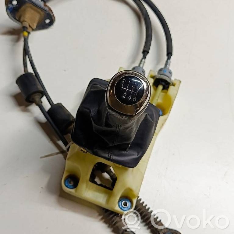 Hyundai i30 Gear selector/shifter in gearbox 