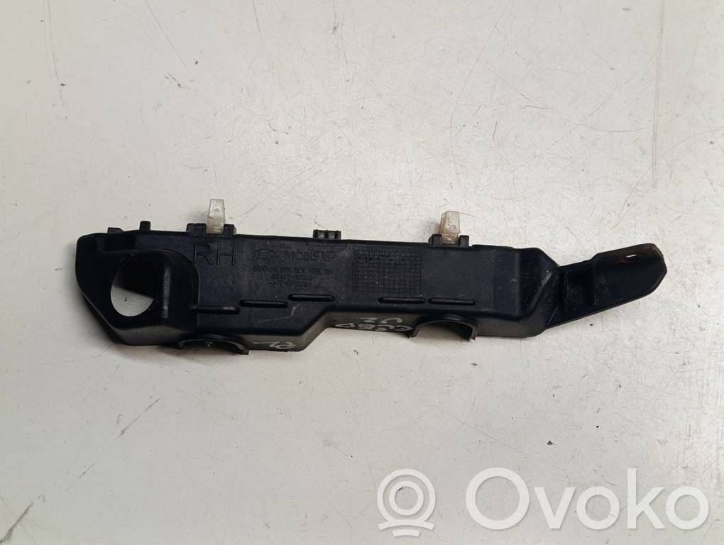 KIA Ceed Front bumper mounting bracket 