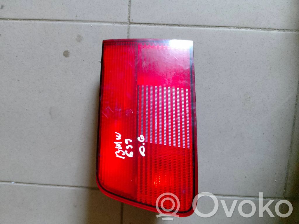 Tailgate rear/tail lights   8361674