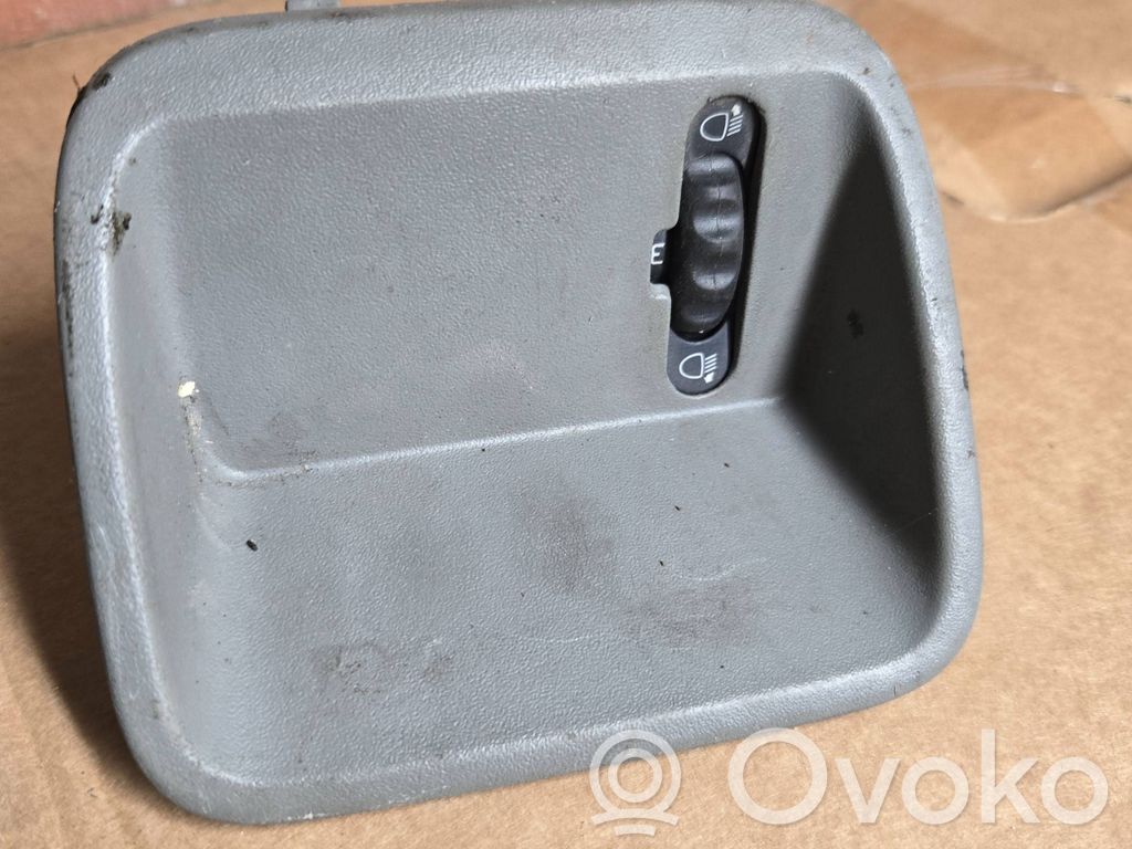 Opel Vivaro Headlight level height control switch 