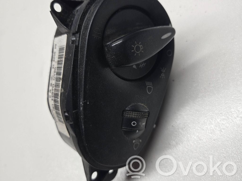Ford Focus Light switch 