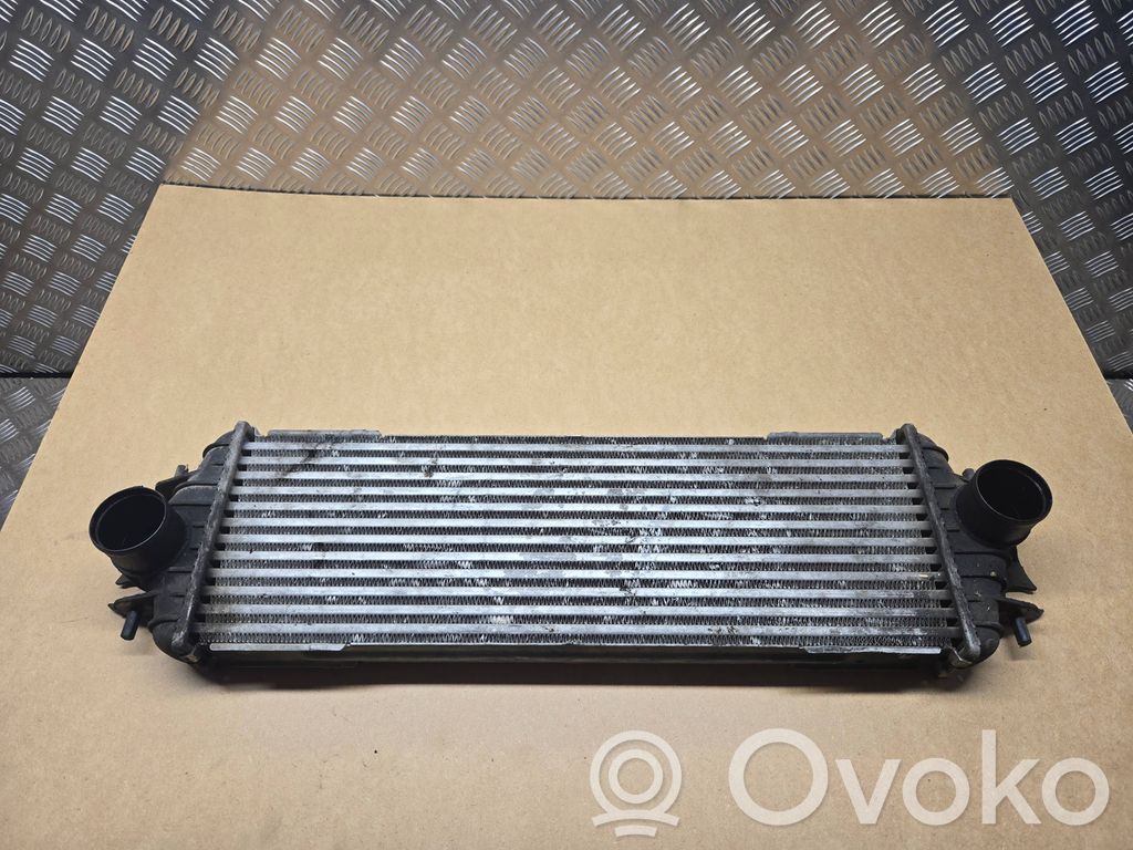 Opel Vivaro Interkūlerio radiatorius 