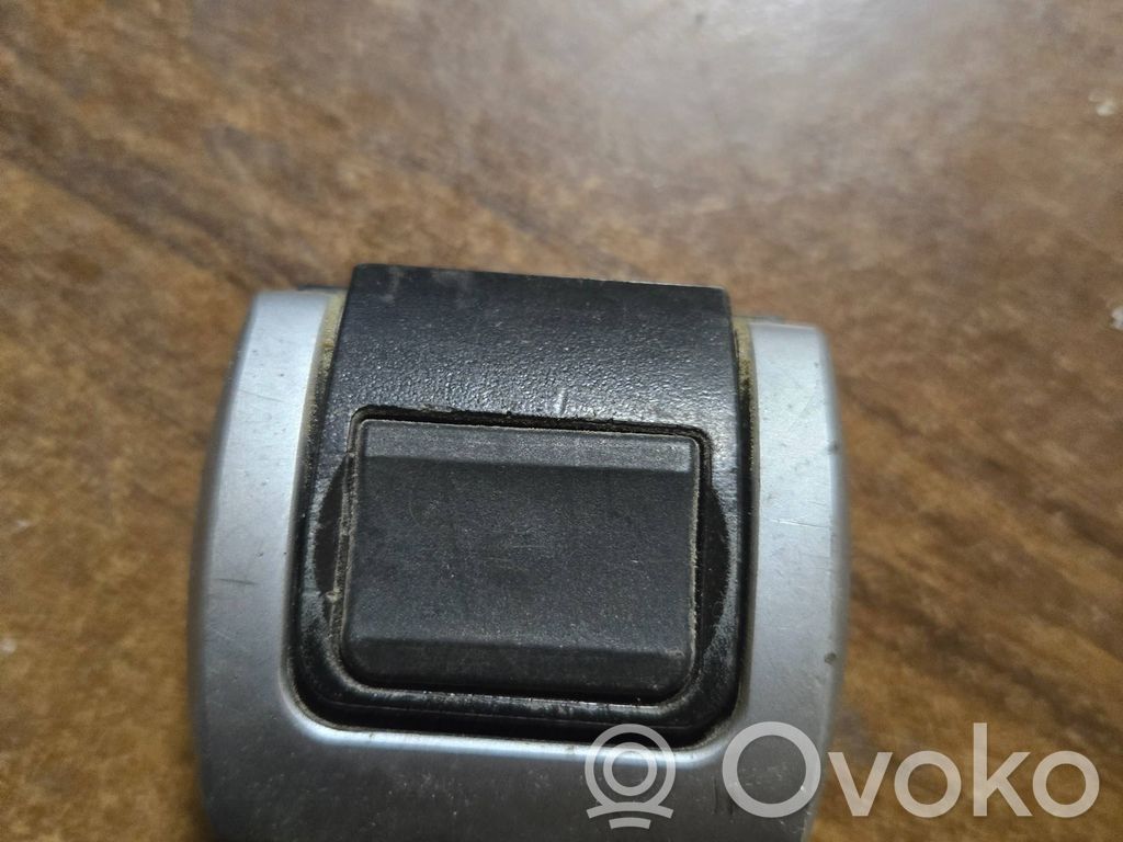 Audi A6 S6 C6 4F Tie down hook / loop 