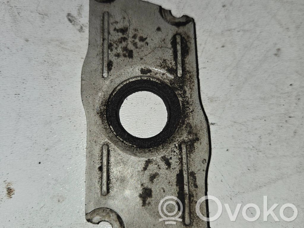 Audi A6 S6 C6 4F Fuel Injector clamp holder 
