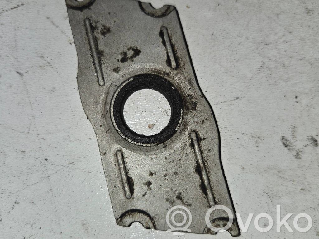 Audi A6 S6 C6 4F Fuel Injector clamp holder 