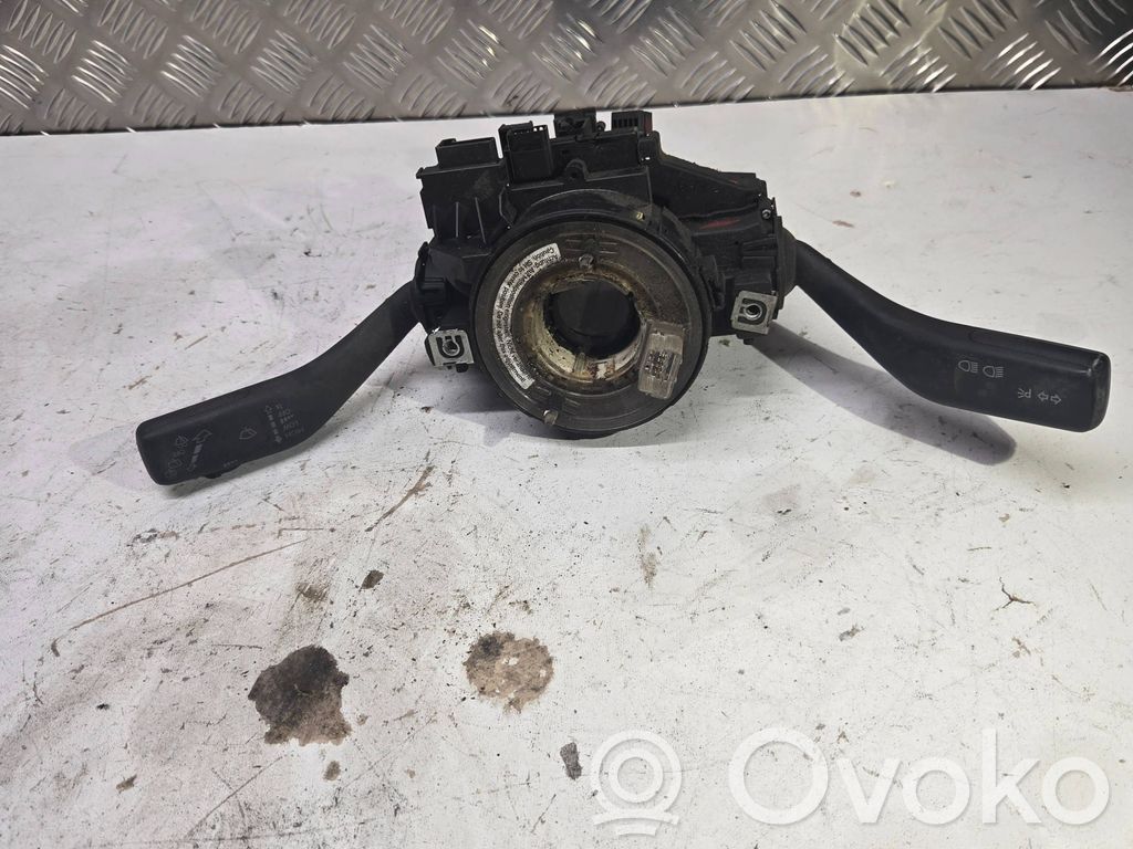 Volkswagen Caddy Wiper turn signal indicator stalk/switch 