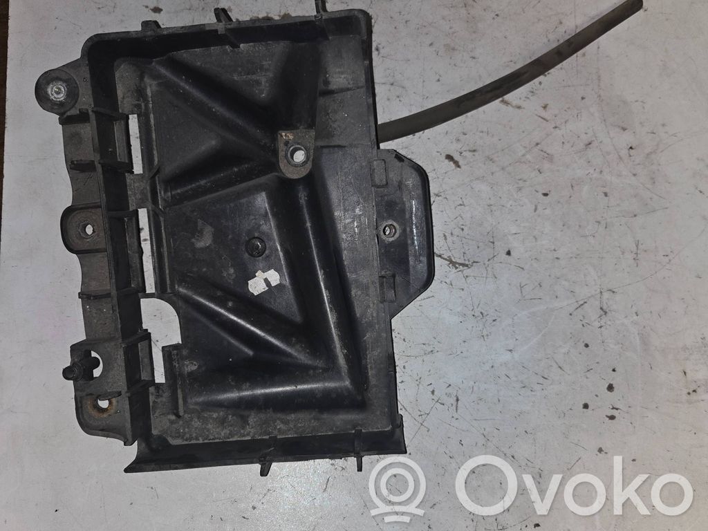 Volkswagen Polo IV 9N3 Akun alusta 