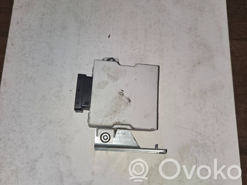 Toyota Corolla Verso E121 Window wiper relay 