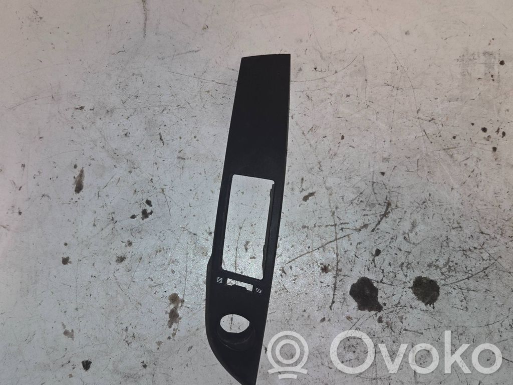 Toyota Corolla Verso E121 Kita salono detalė 