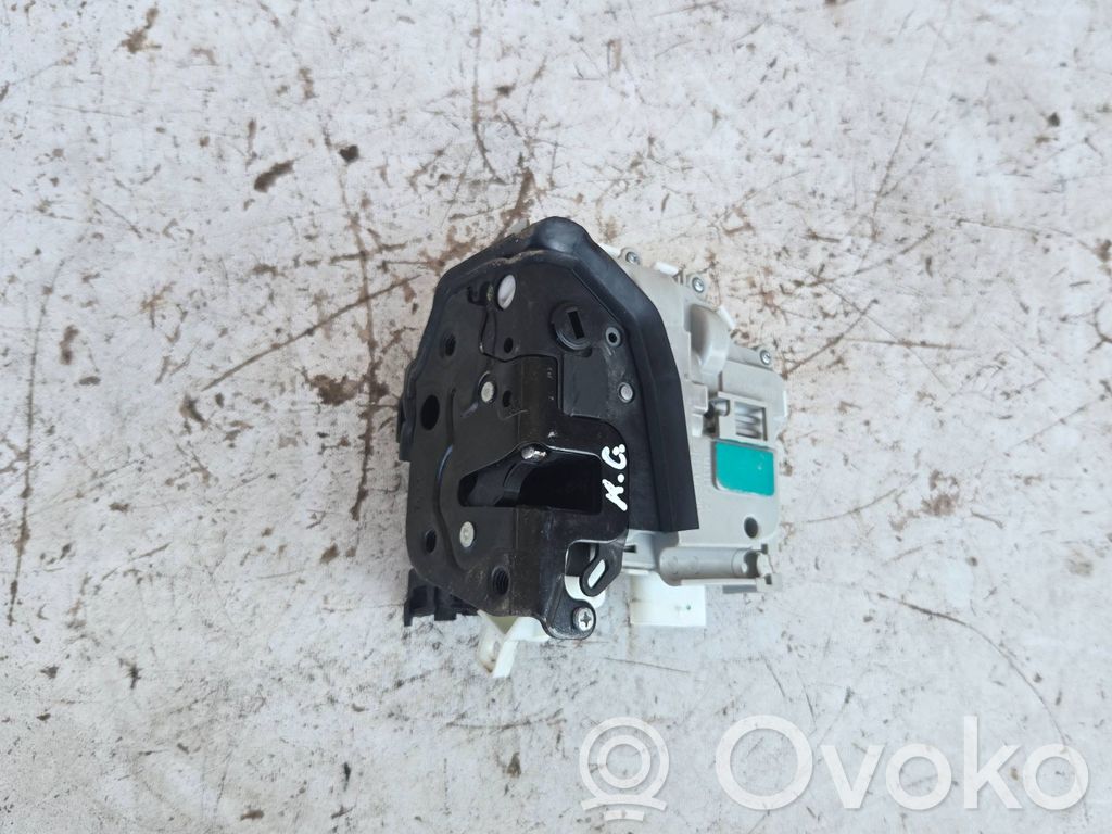 Audi A4 S4 B9 Rear door lock 