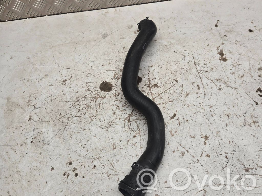 Audi A4 S4 B9 Engine coolant pipe/hose 