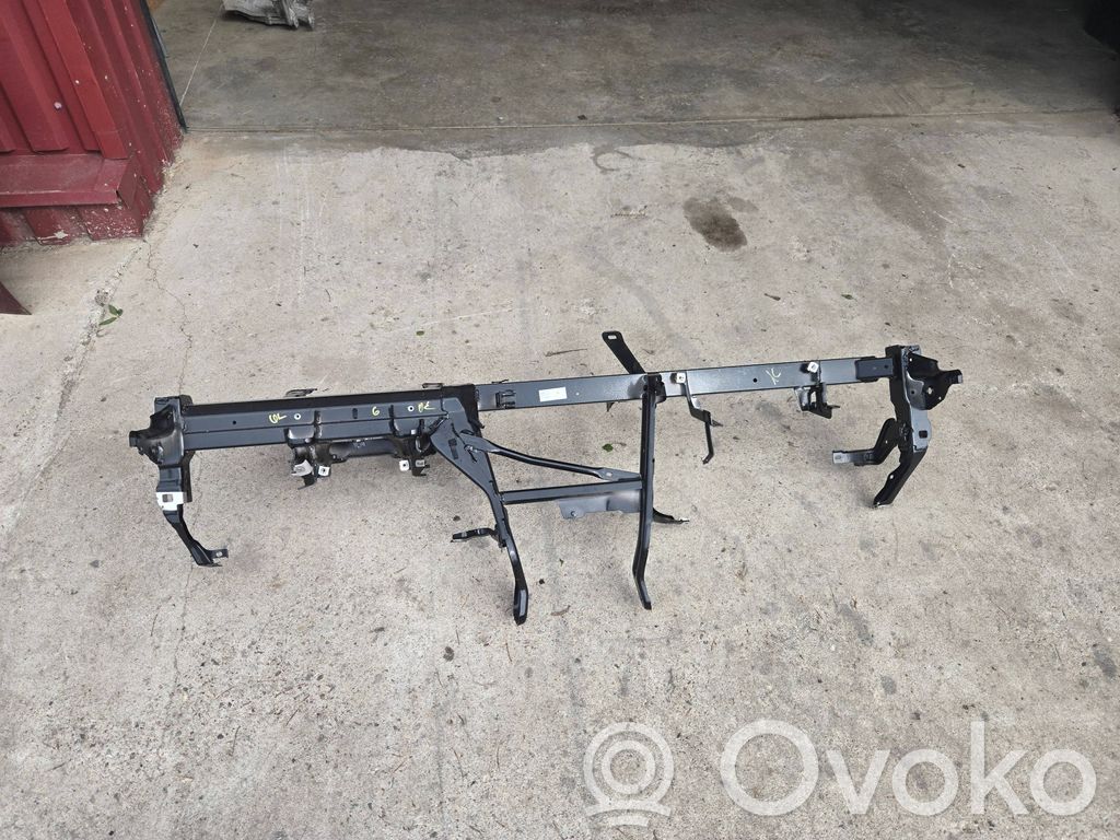 Audi A4 S4 B9 Travesaño/barra de soporte del panel de instrumentos 
