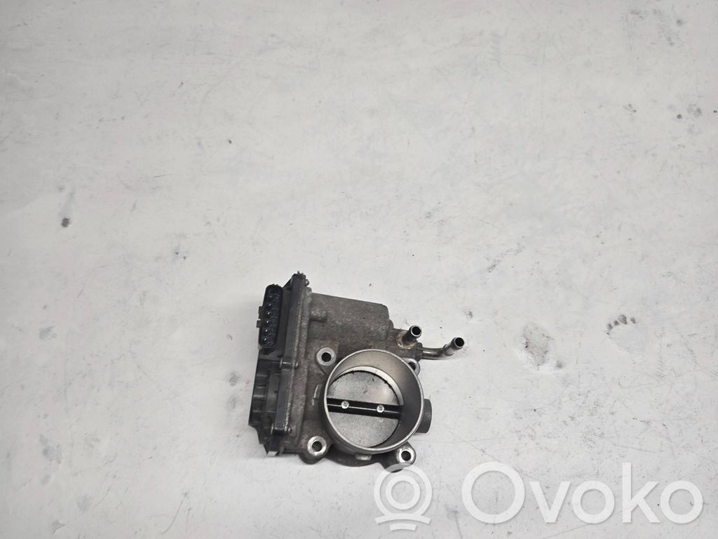 Toyota RAV 4 (XA40) Drosselklappenventil 