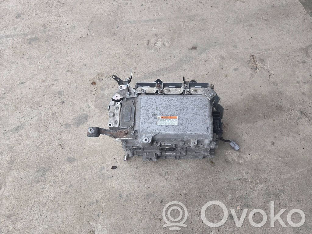 Toyota RAV 4 (XA40) Inversor/convertidor de voltaje 