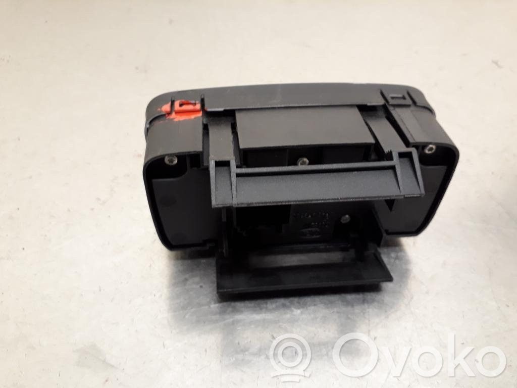 Ford Fiesta Light switch
