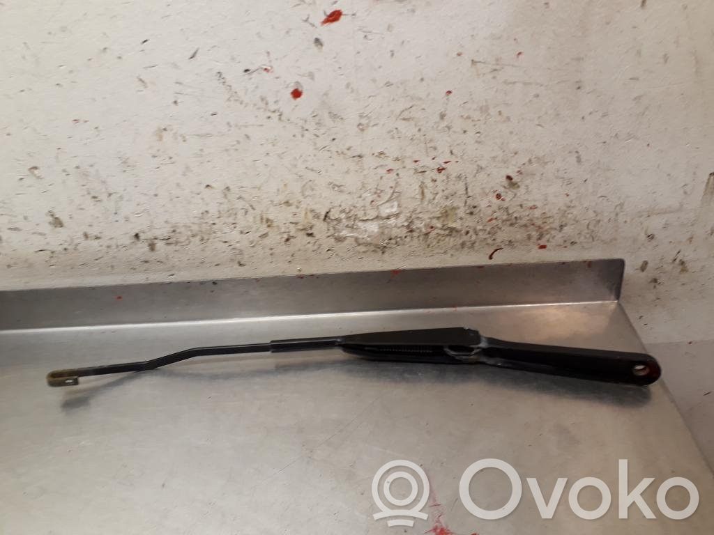 Citroen Berlingo Front wiper blade arm 