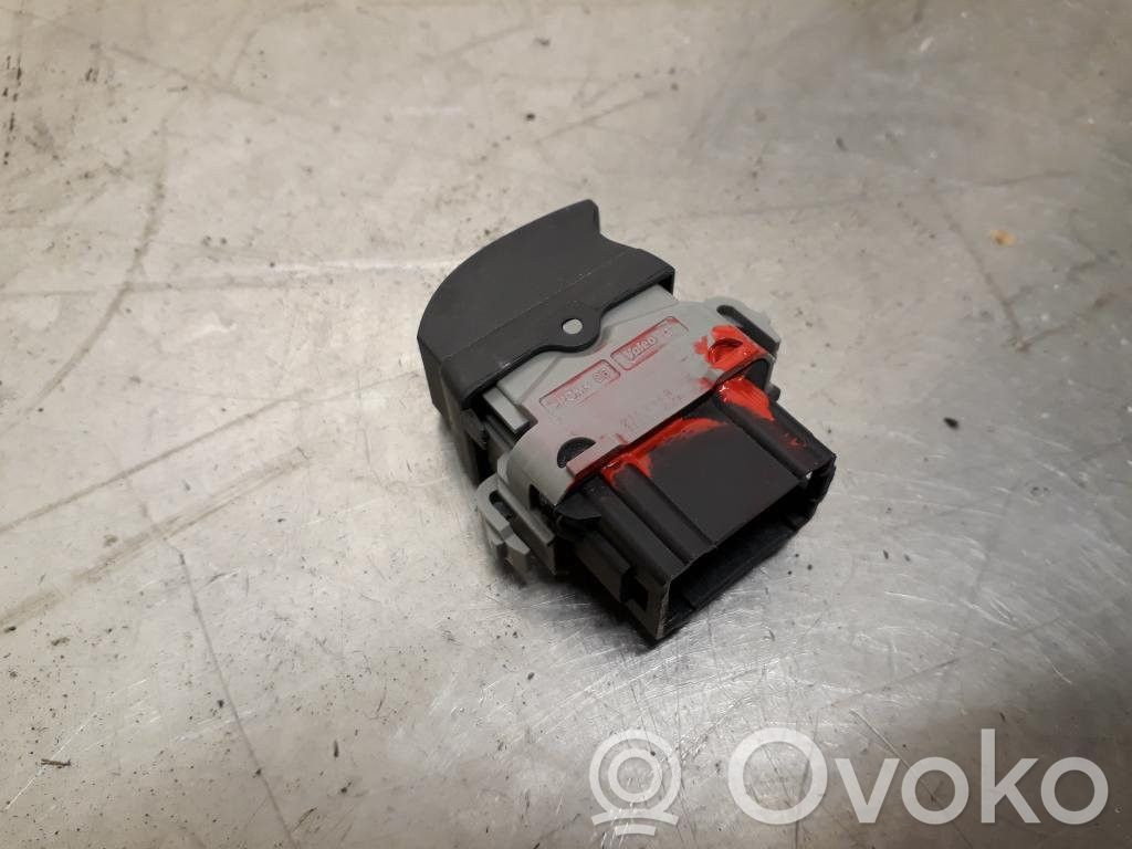 Renault Clio III Schalter el. Fensterheber 