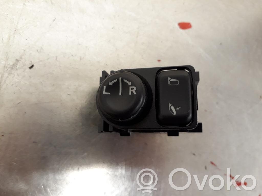 Nissan Qashqai+2 Interruttore specchietto retrovisore