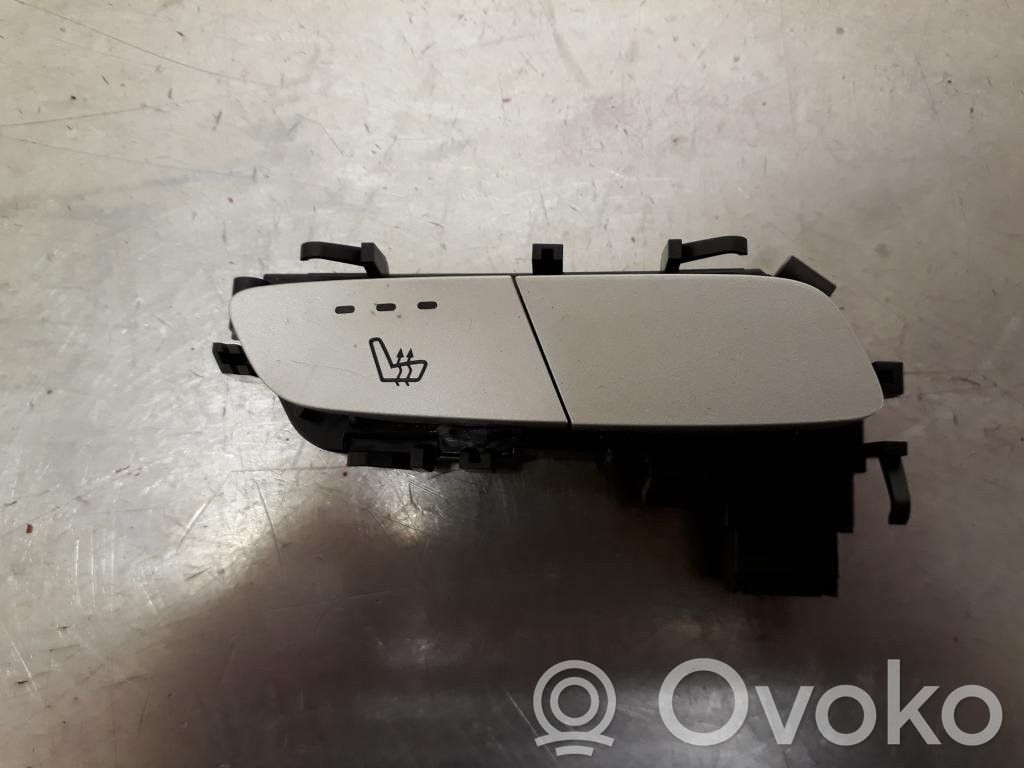 Mercedes-Benz Vito Viano W447 Interruttore riscaldamento sedile 