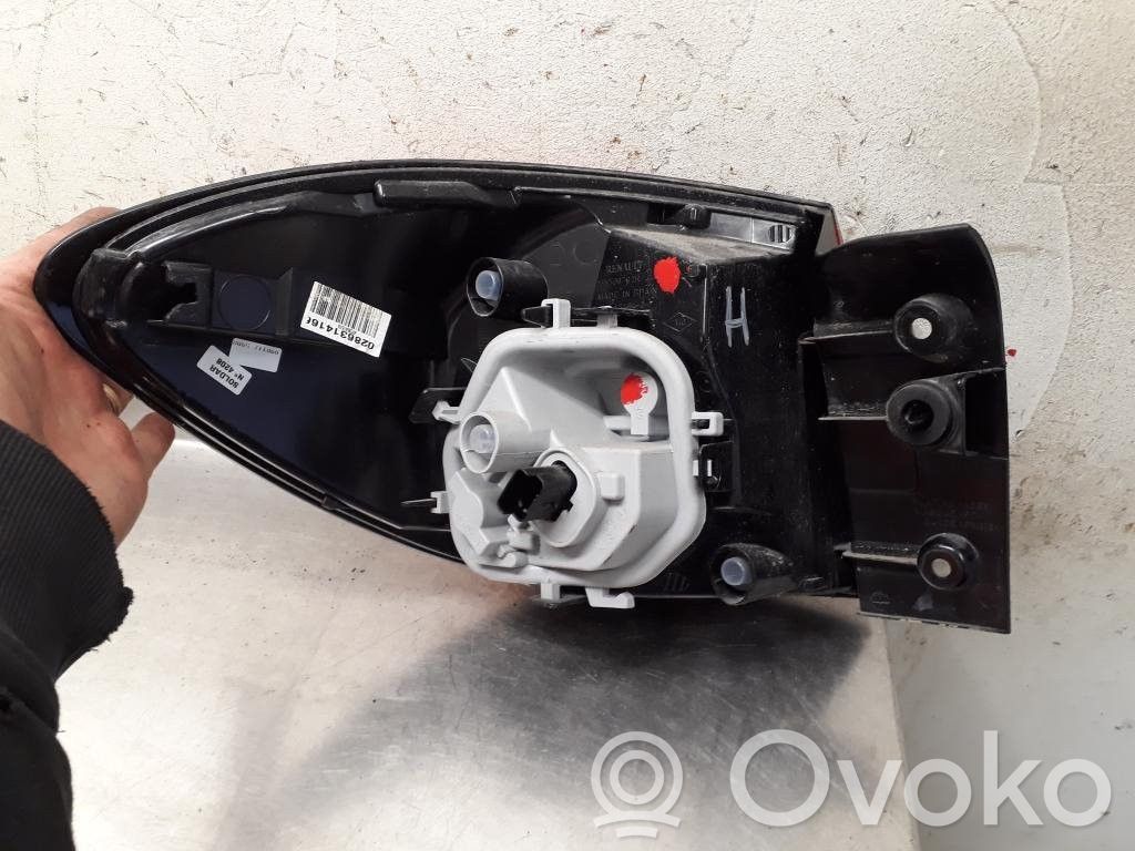 Renault Captur Rückleuchte Heckleuchte