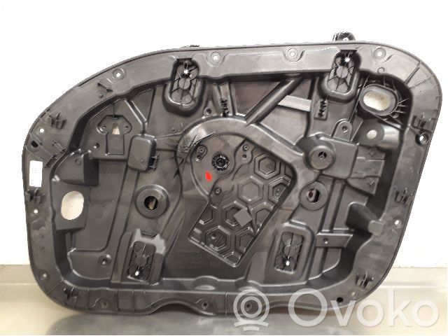 Volvo XC40 Mecanismo para subir la puerta delantera sin motor