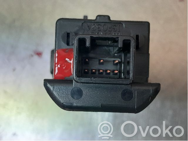 Toyota Auris E180 Interruttore a pulsante start e stop motore 