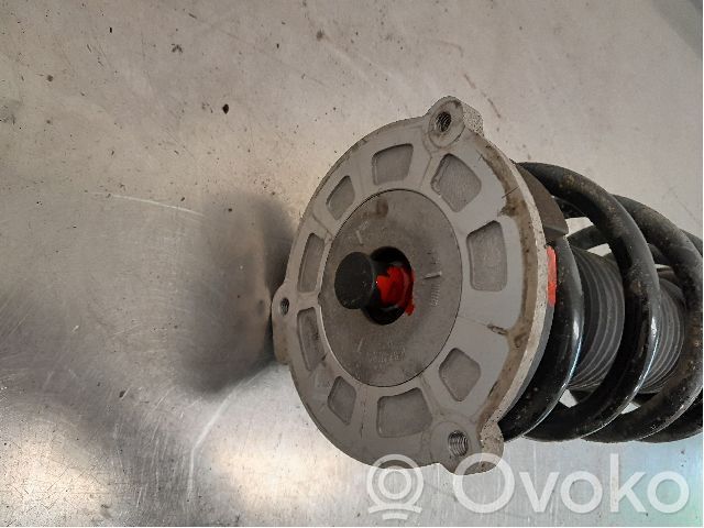 Volvo S90, V90 Amortyzator osi przedniej ze sprężyną 