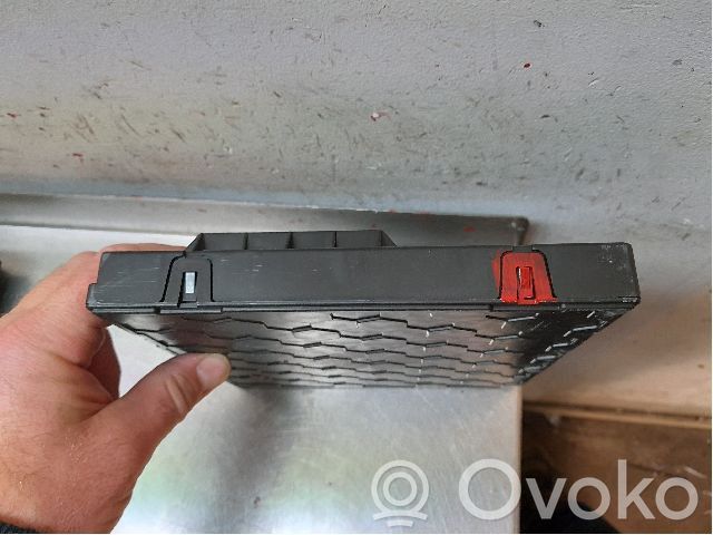 Volkswagen PASSAT B8 Alte unități/module de control 