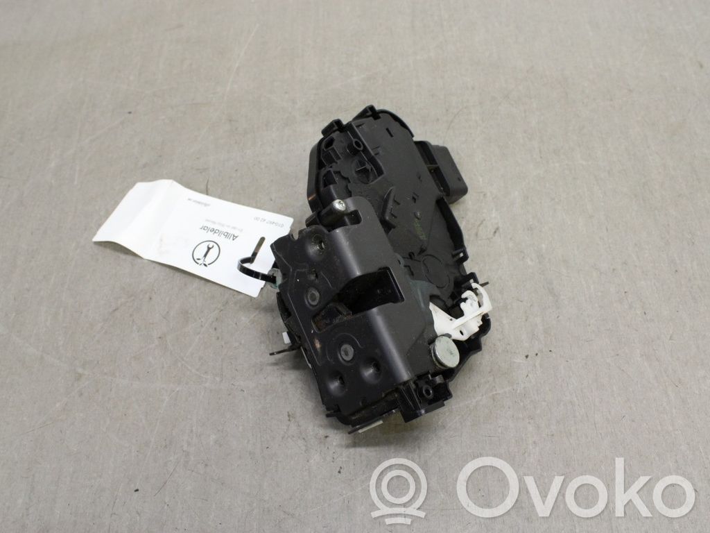 Volvo V50 Etuoven lukko 