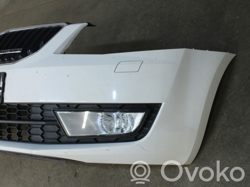 Skoda Octavia Mk3 (5E) Parachoques delantero 